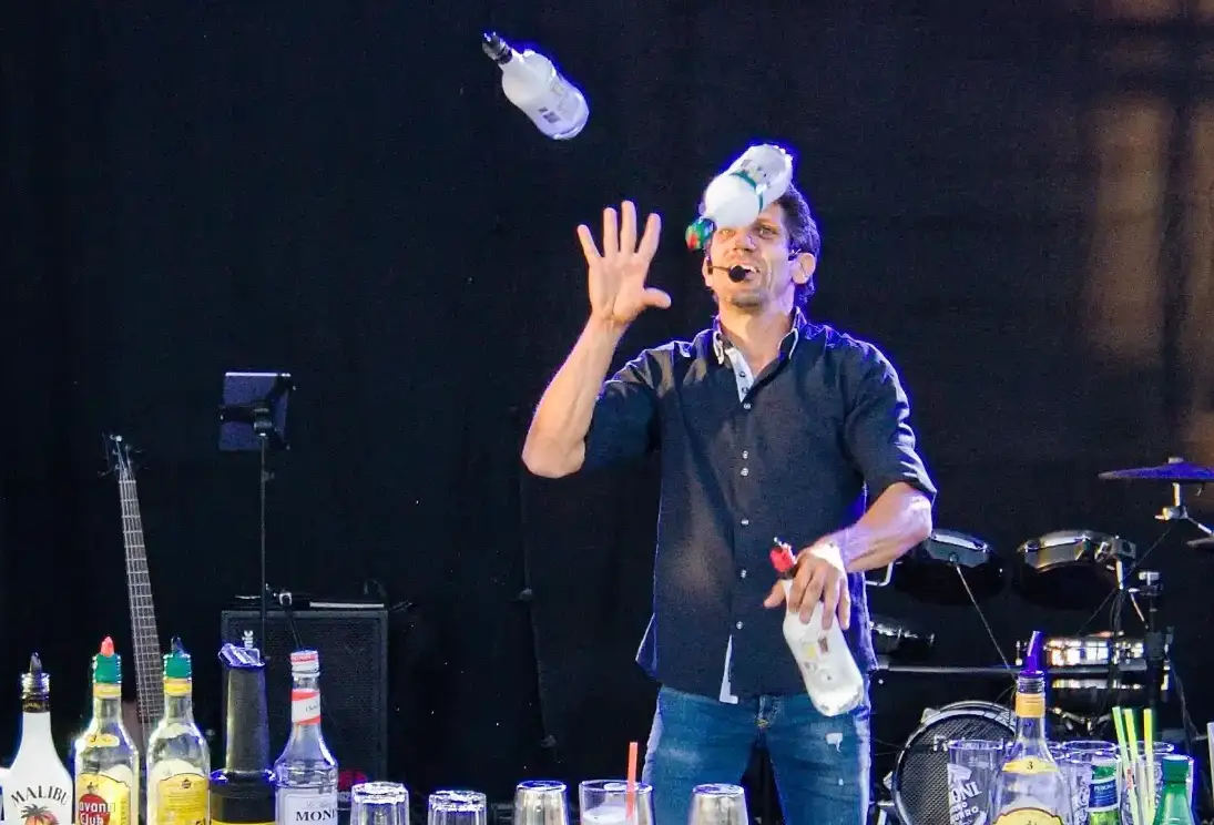 David-Neumann-windy-barshow